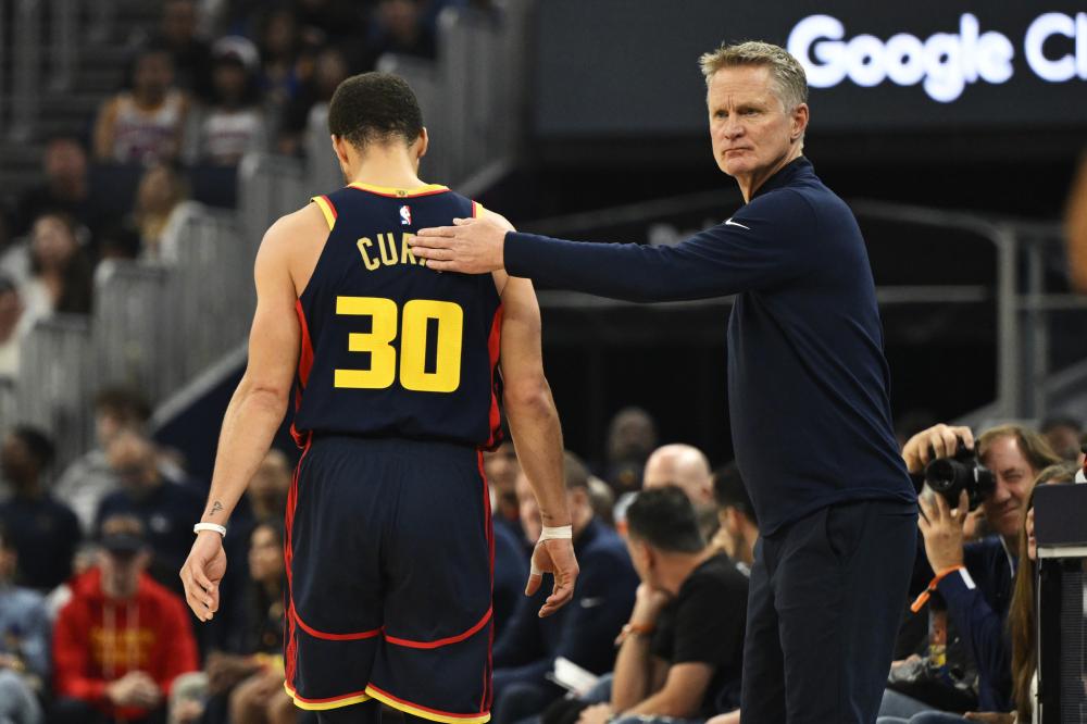 场上碰撞 场上碰撞