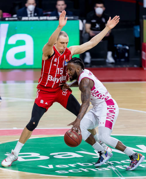 端和防守端 端和防守端